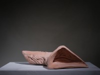 Ascoltare,2008 terracotta cm.52x23x20